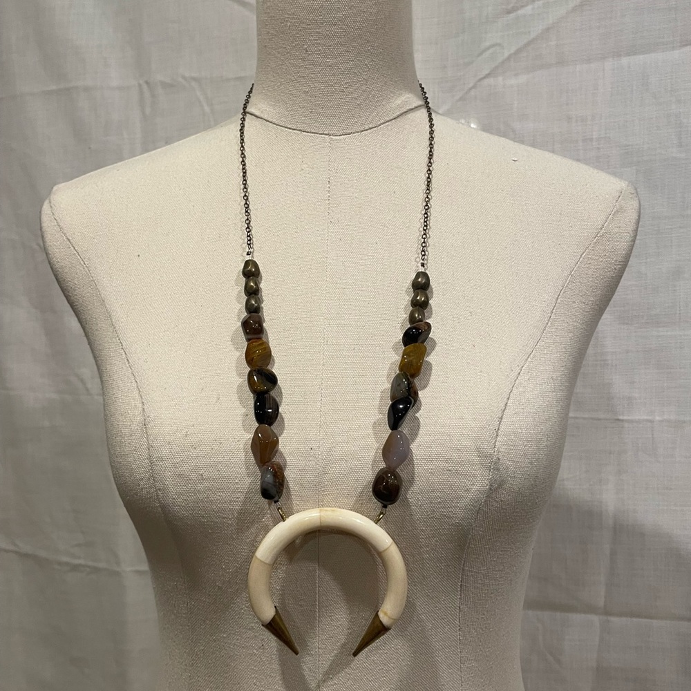 Statement necklace‎